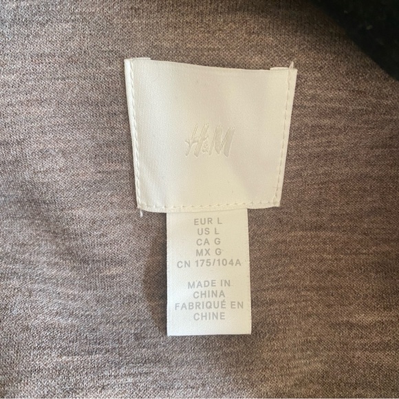 H&M Tan Shacket - Like New - Picture 4 of 4